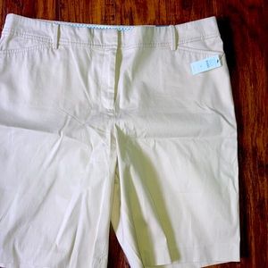 Talbots Perfect Short NWT